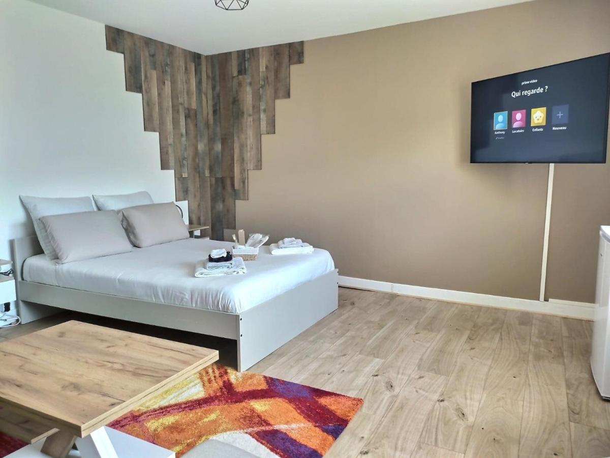 Chambre Privee 23M - Canape Lit - Wifi - Appart 120M Woippy Bagian luar foto